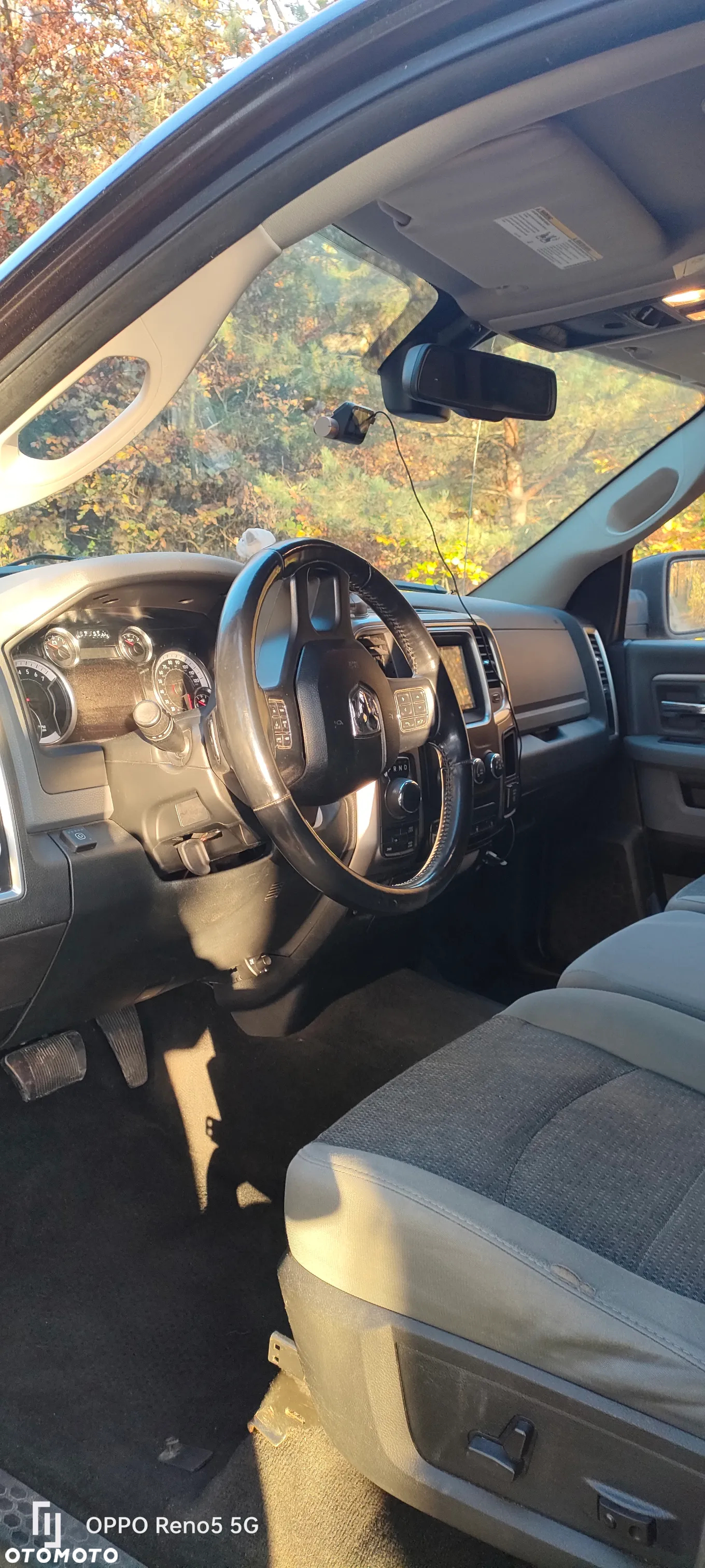 Dodge RAM - 8