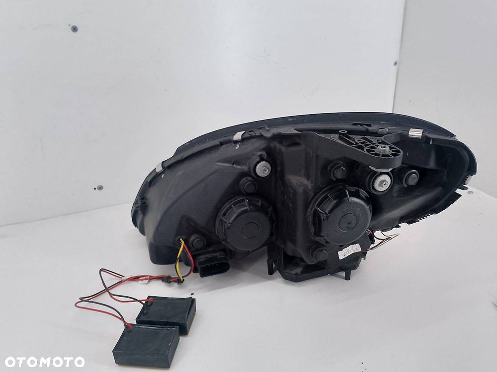 LAMPA PRZÓD PRAWA MERCEDES-BENZ KLASA C W204 2.2 CDI SEDAN - 7
