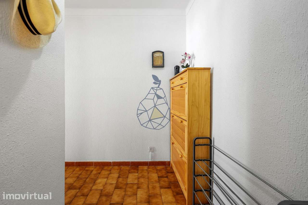 T3 Muito Luminoso com Divisões Amplas e Excelente Acessibilidade em Po - Grande imagem: 4/48