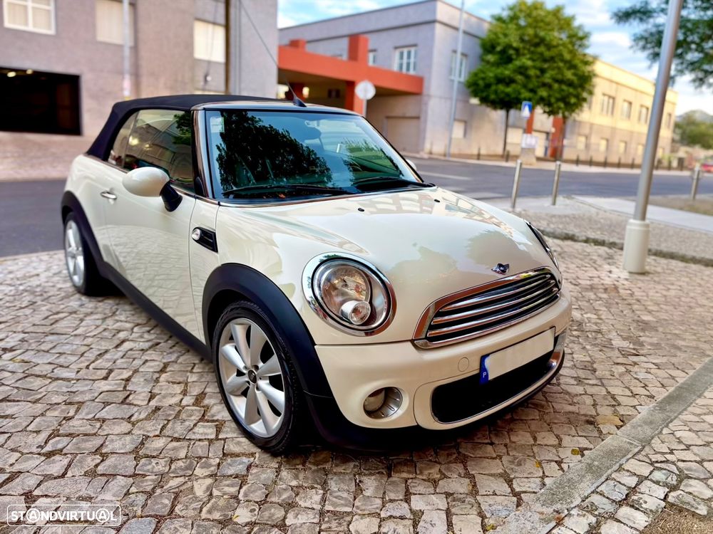MINI Cabrio Cooper SD Auto - 6