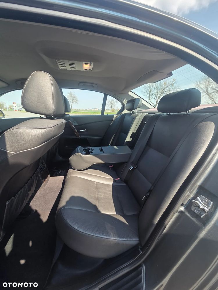 BMW Seria 5 535d - 6