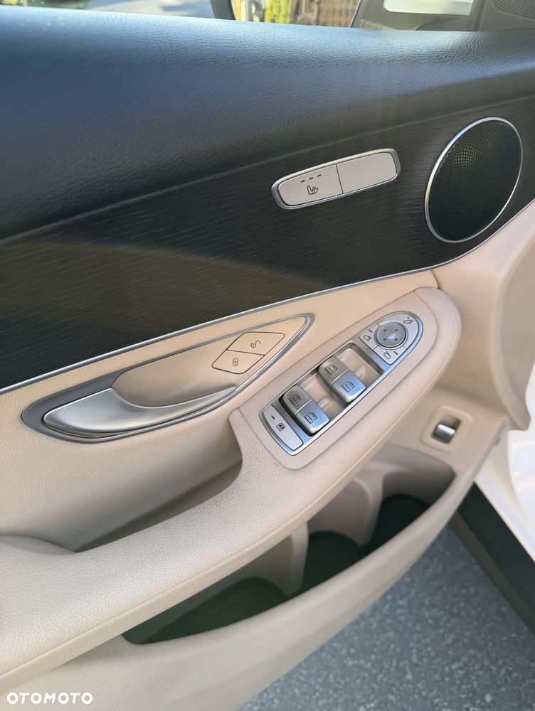 Mercedes-Benz GLC 200 d 4-Matic - 25