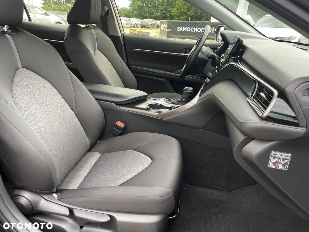 Toyota Camry 2.5 Hybrid Comfort CVT - 7