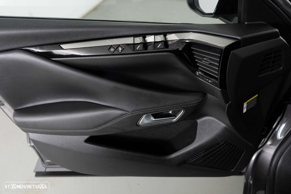 DS DS4 1.2 PureTech Rivoli EAT8 - 21