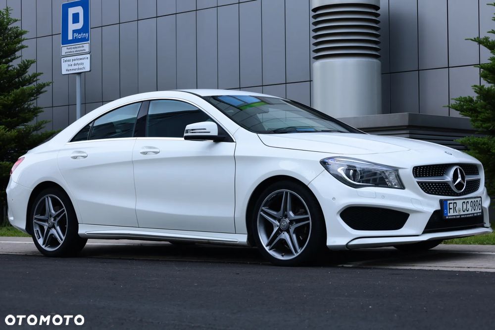 Mercedes-Benz CLA 180 AMG Line - 18