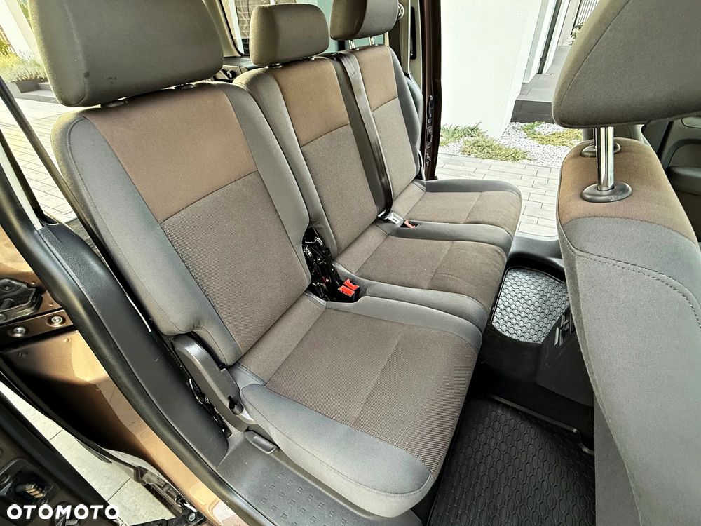 Volkswagen Caddy Maxi Life - 36