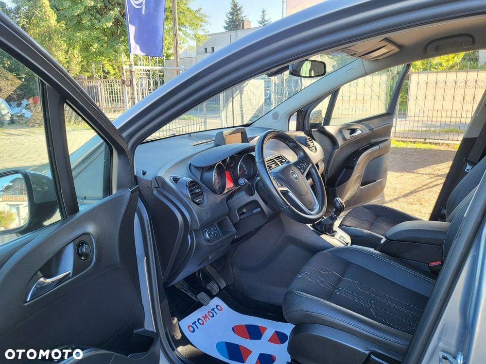 Opel Meriva - 12