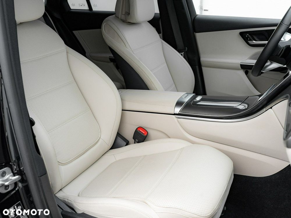 Mercedes-Benz GLC - 26