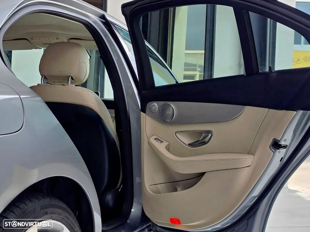Mercedes-Benz C 220 d Exclusive Aut. - 38