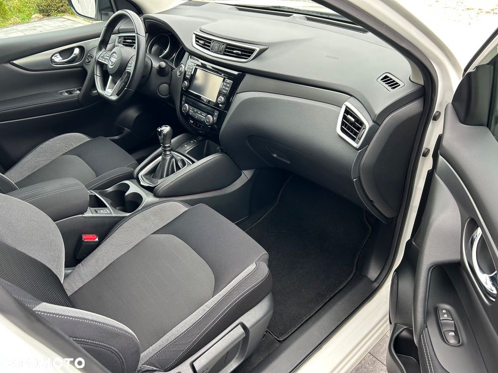 Nissan Qashqai 1.6 DIG-T N-Connecta - 13
