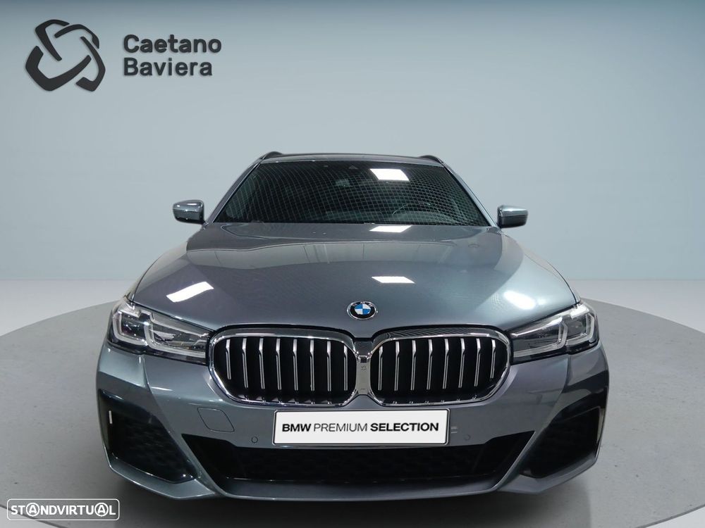 BMW 520 e Pack M - 4