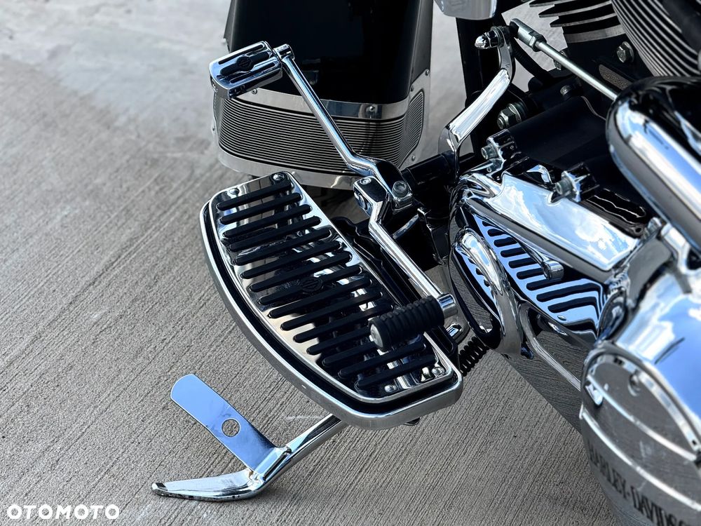 Harley-Davidson Softail Heritage Classic - 38