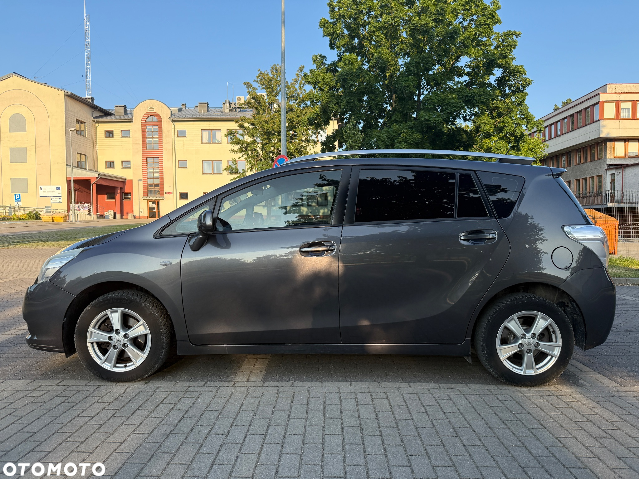 Toyota Verso 1.8 Sol EU5 7os - 2