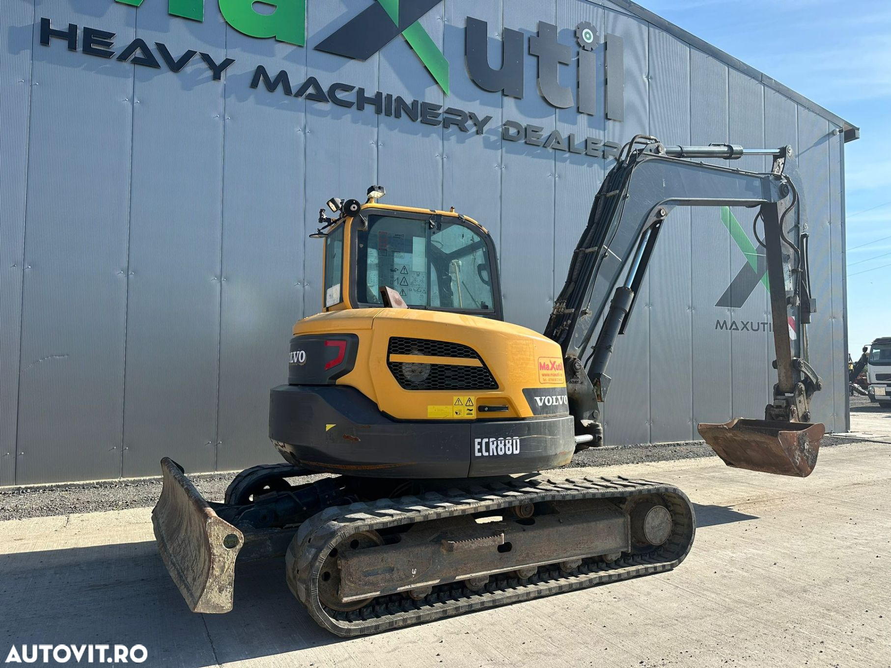 Volvo ECR88D Excavator pe Senile - 4