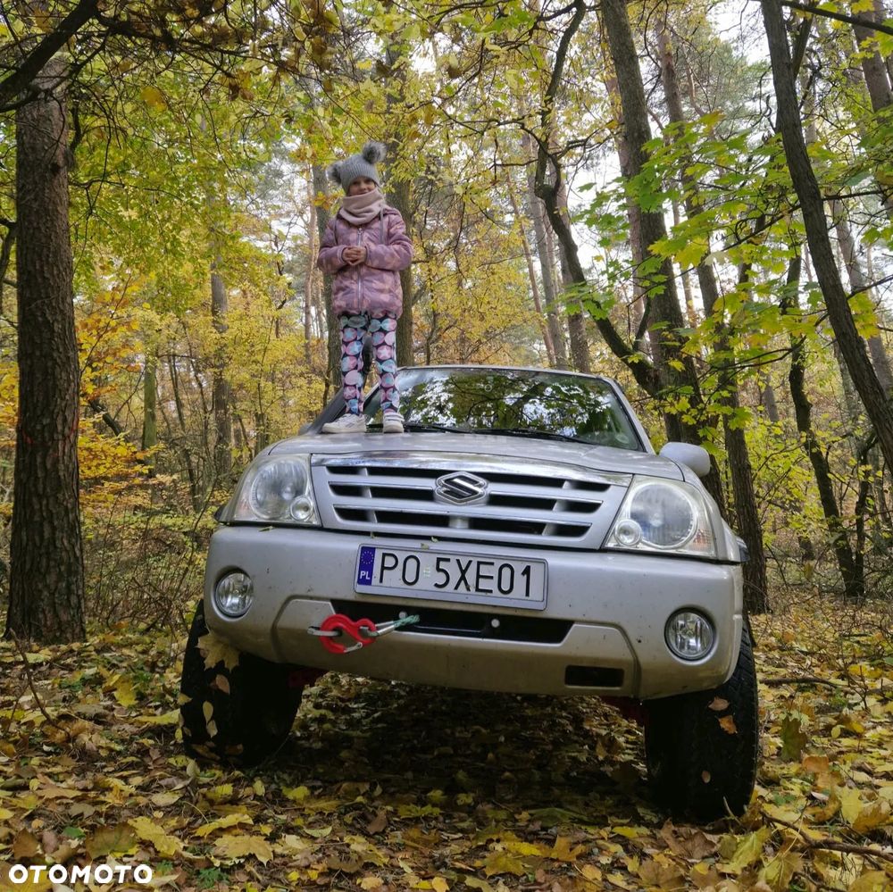 Suzuki XL7 - 19
