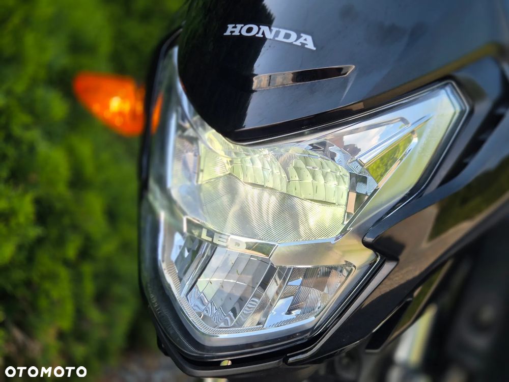 Honda CBF - 24