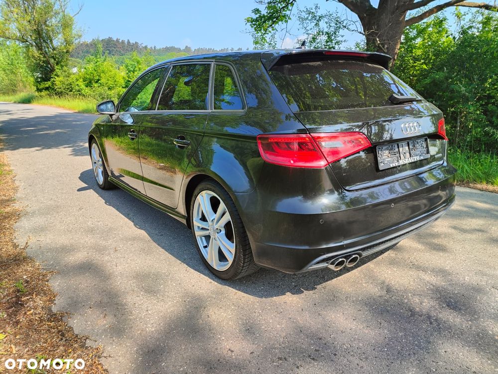Audi A3 Sportback 2.0 TDI (clean diesel) quattro S tronic S line Sportpaket - 5
