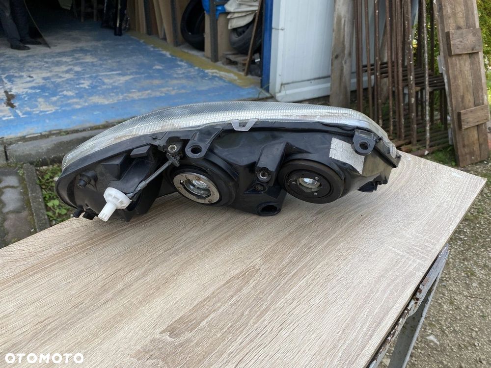 LAMPA PRZEDNIA LEWA OPEL ASTRA II G - 2