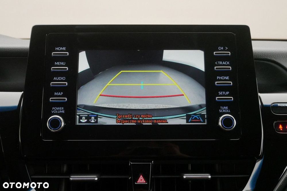 Toyota Camry 2.5 Hybrid Comfort CVT - 18