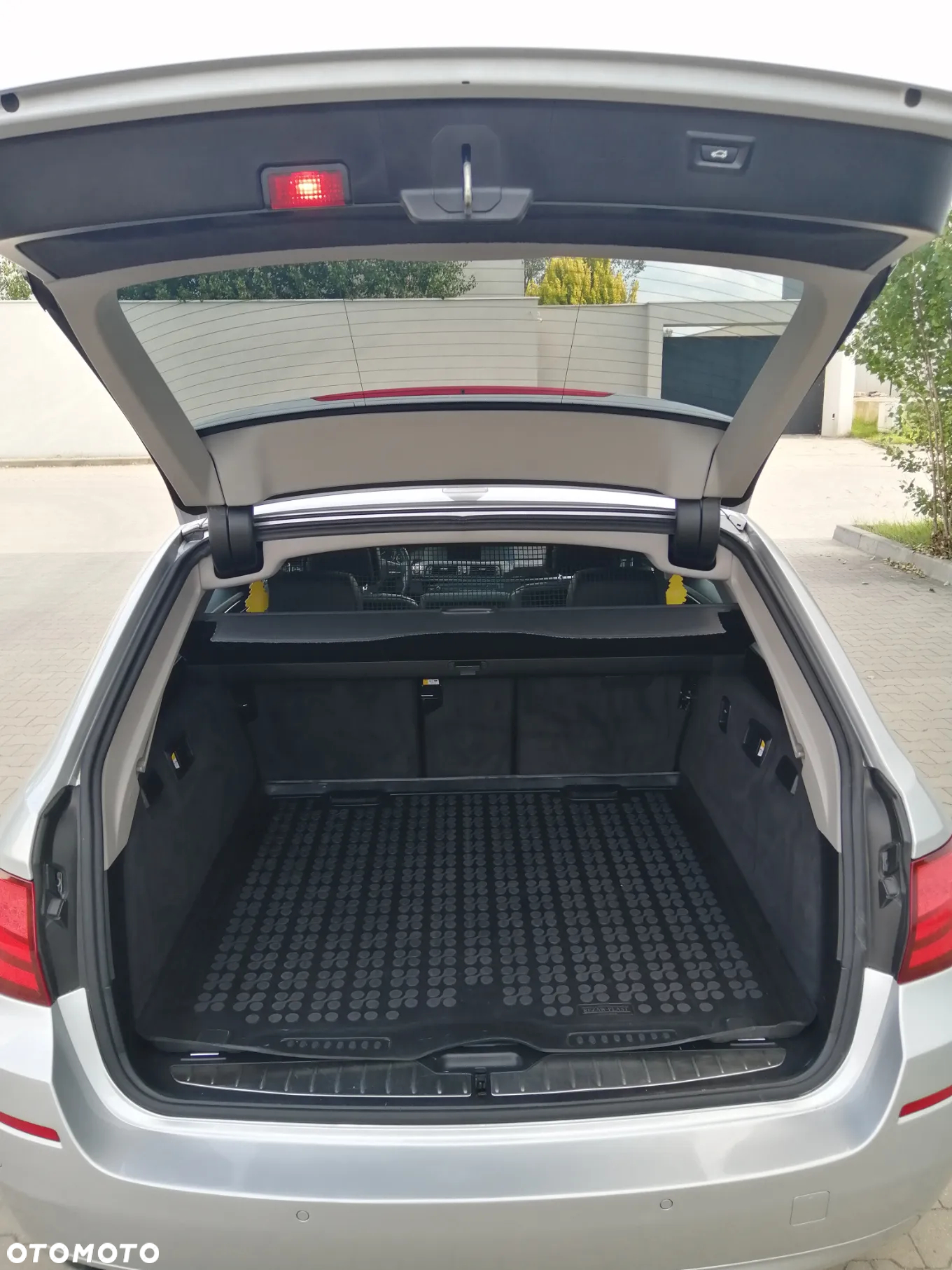 BMW Seria 5 525d xDrive - 23
