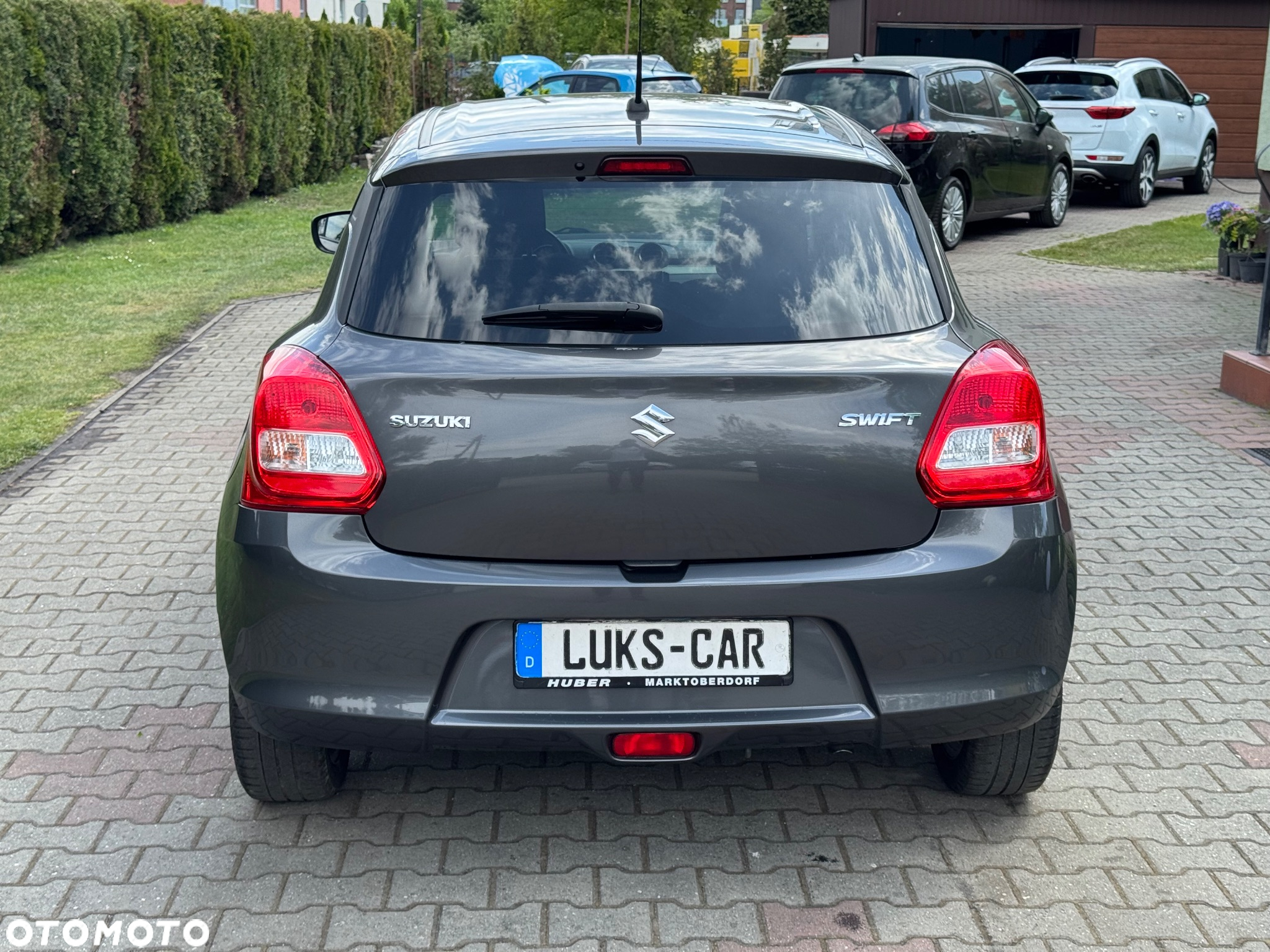 Suzuki Swift 1.2 Premium - 4