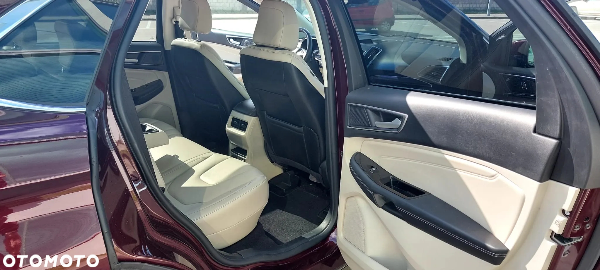 Ford Edge - 12