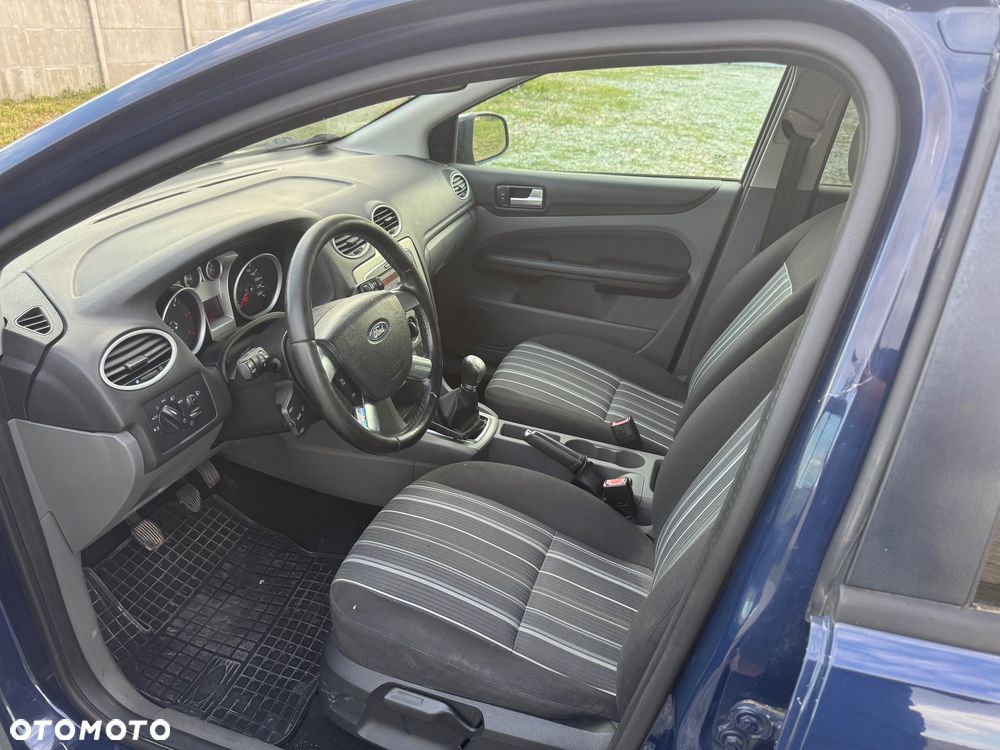 Ford Focus 1.6 TDCi cDPF Trend - 8