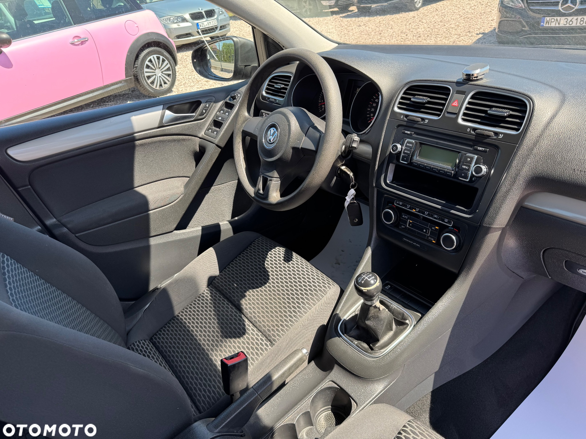 Volkswagen Golf - 17
