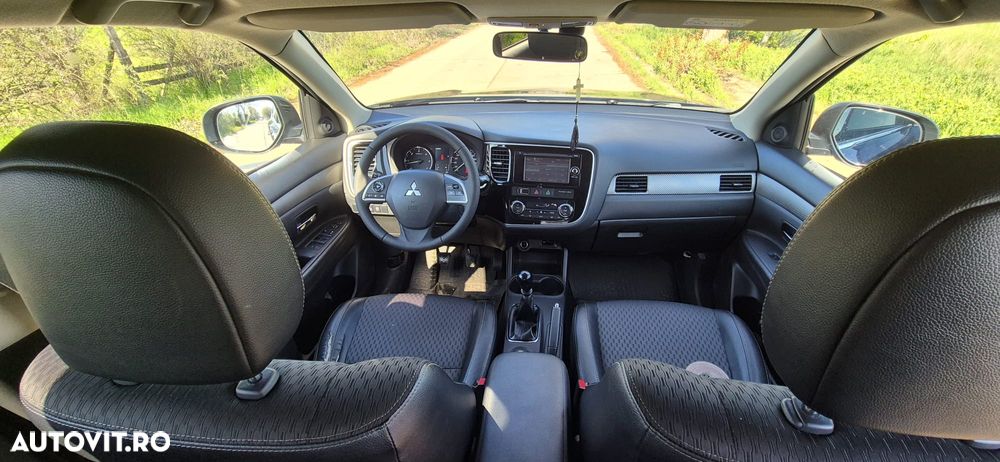 Mitsubishi Outlander 2.2L DI-D AS&G 6MT 4WD Intense A80 - 7