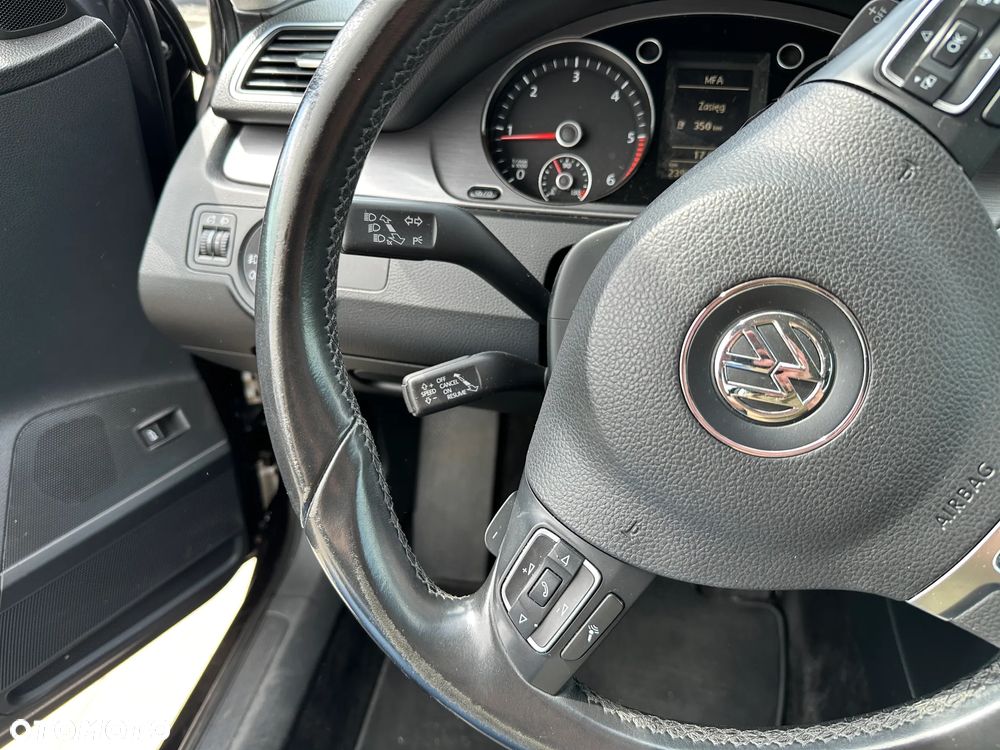 Volkswagen Passat Variant - 11