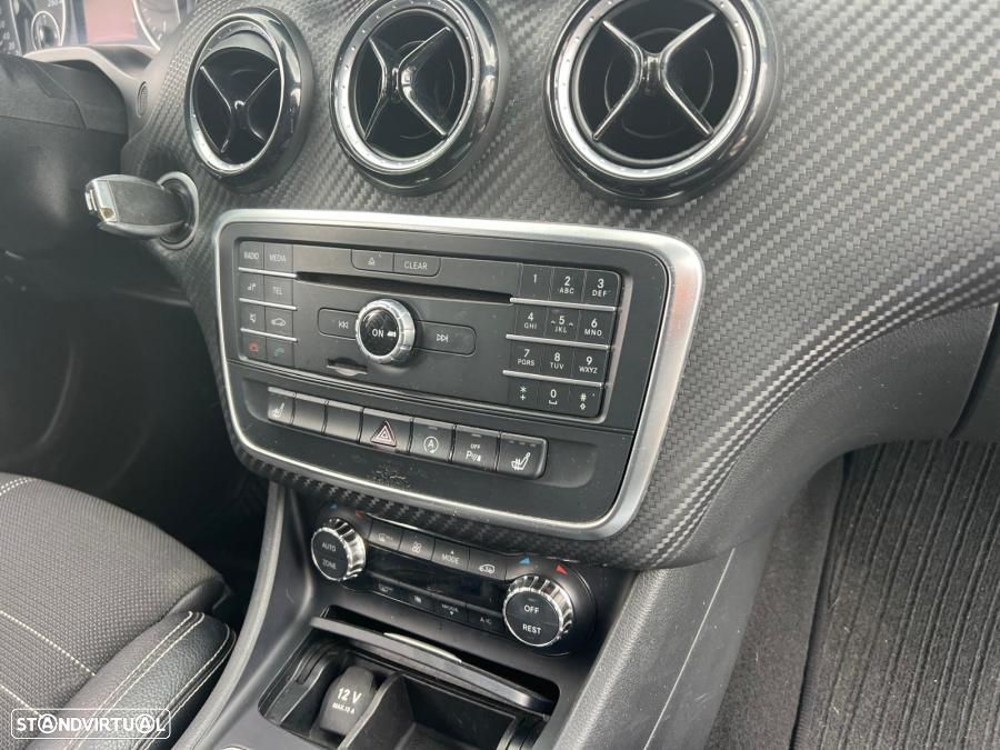 Mercedes-Benz GLA 200 d - 6