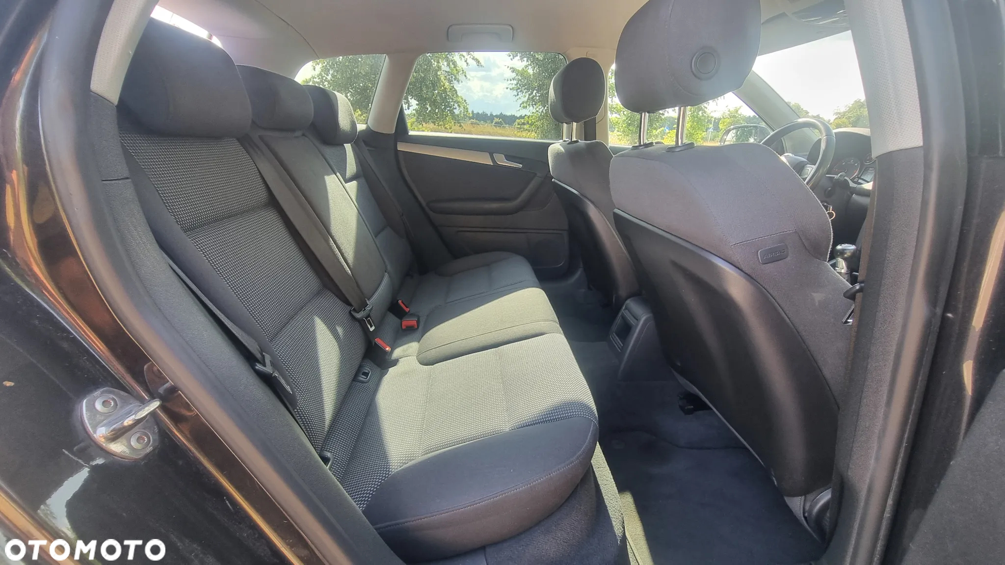 Audi A3 1.6 TDI DPF Attraction - 12