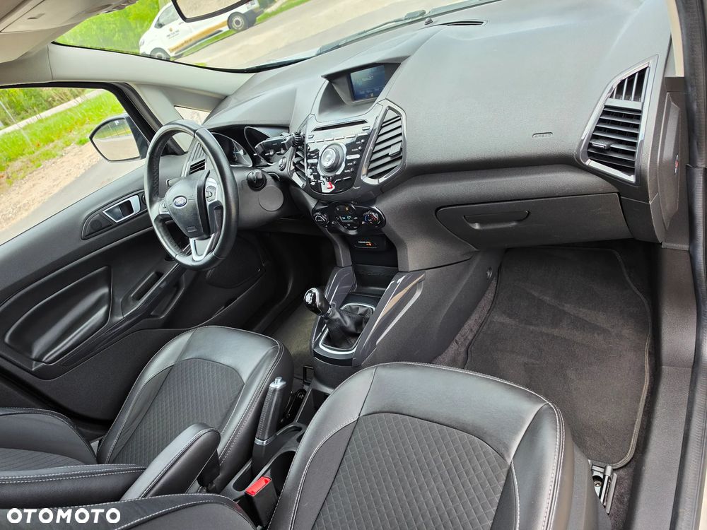 Ford EcoSport 1.0 EcoBoost TITANIUM - 19