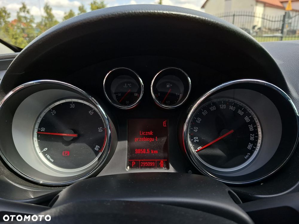 Opel Insignia 2.0 CDTI Automatik - 11