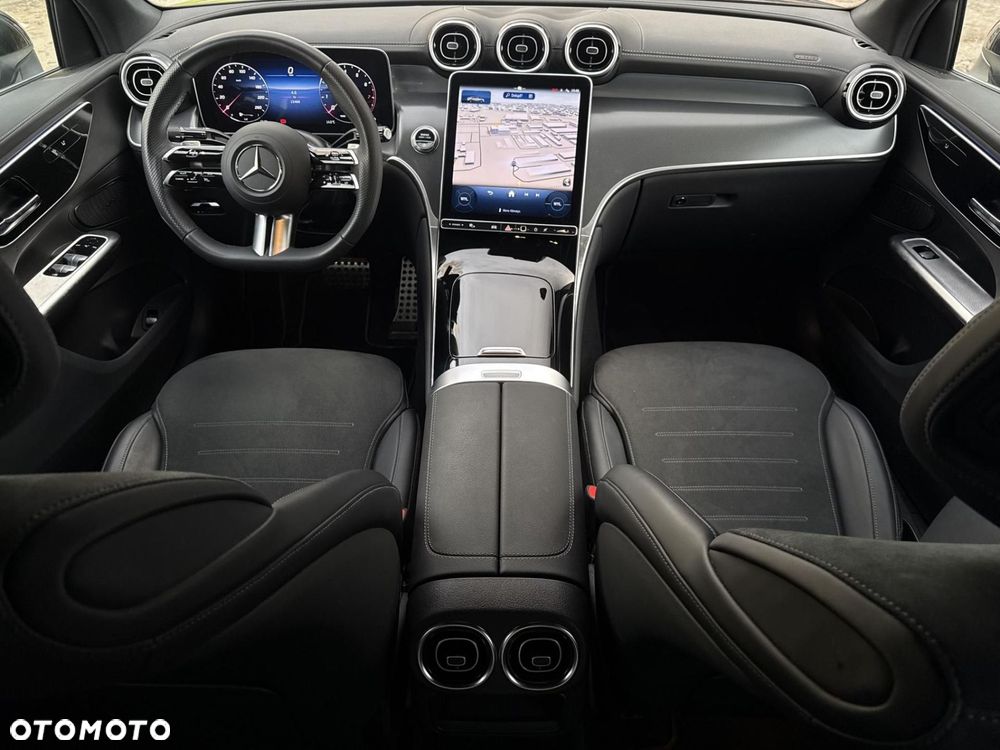 Mercedes-Benz GLC - 17