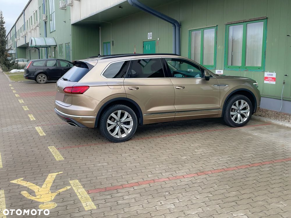 Volkswagen Touareg 3.0 V6 TDI SCR 4Mot Elegance - 4