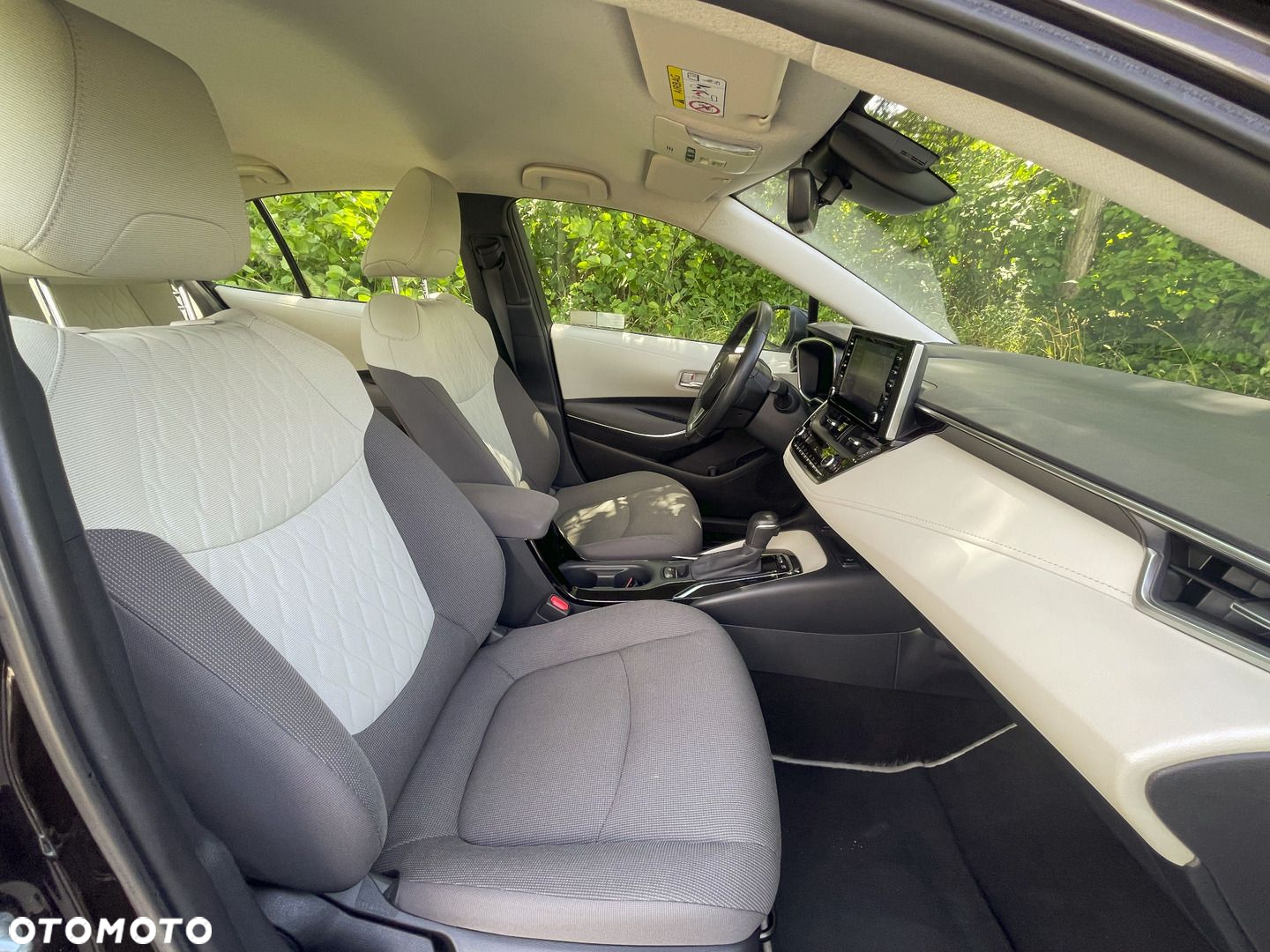 Toyota Corolla - 13