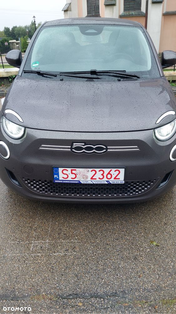 Fiat 500e - 1