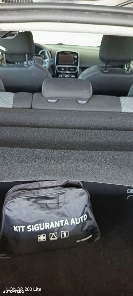 Renault Clio - 12