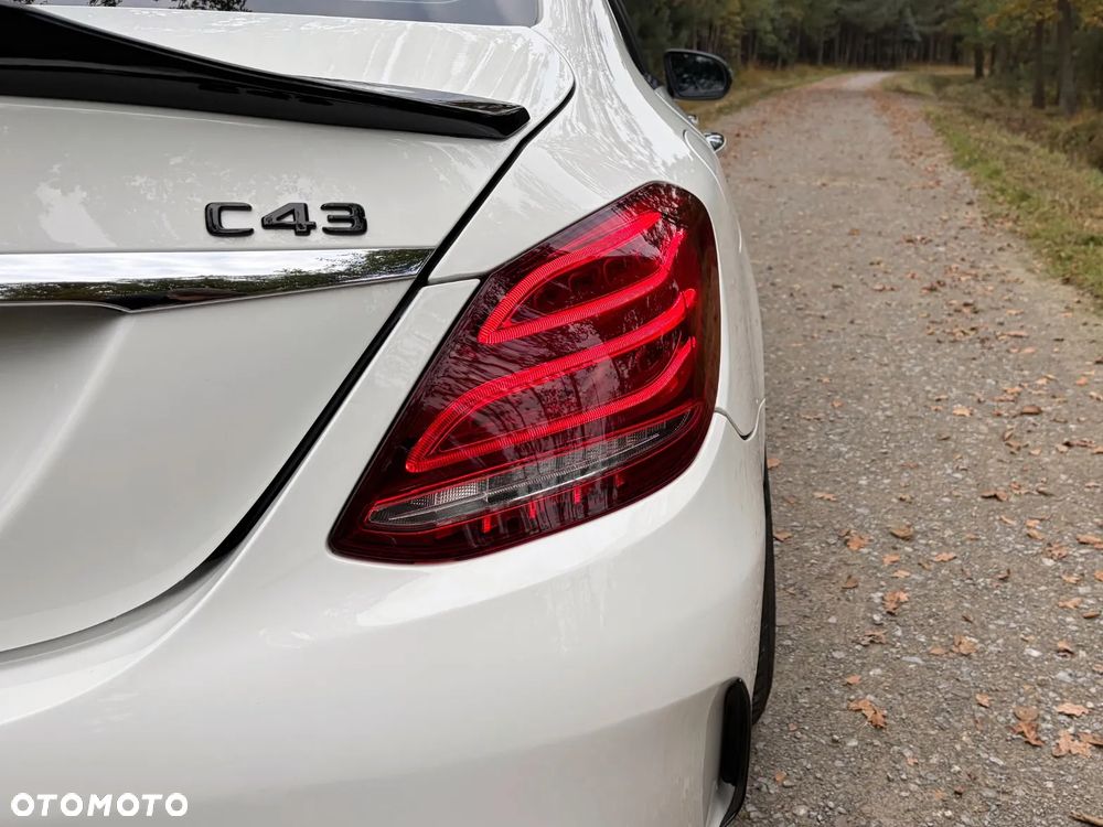 Mercedes-Benz Klasa C 450 AMG 4-Matic 7G-TRONIC - 7