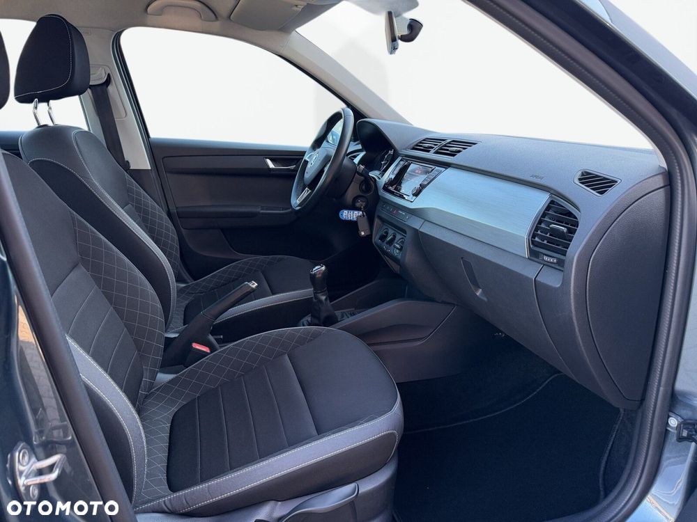 Skoda Fabia 1.0 TSI Ambition - 33