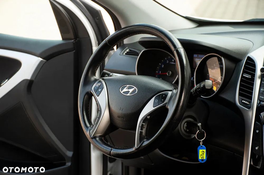 Hyundai i30 1.4 Advantage - 7