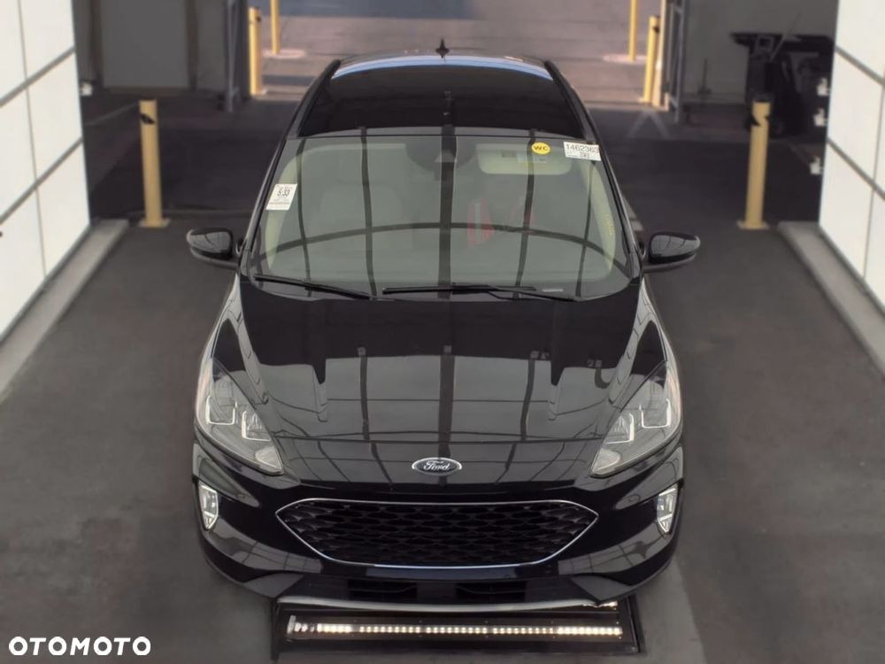 Ford Escape 2.0 EcoBoost AWD Titanium - 4