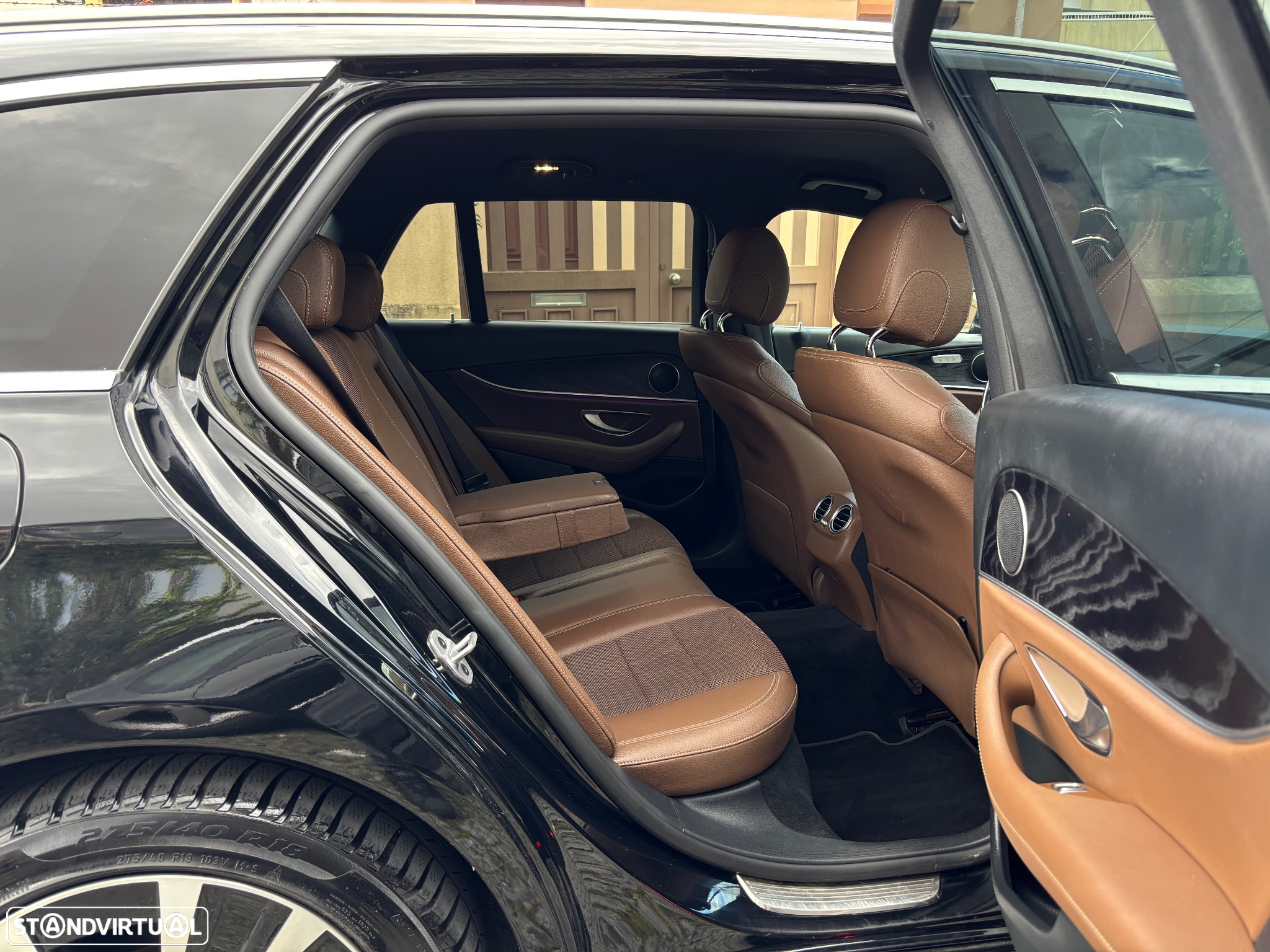 Mercedes-Benz E 300 de Avantgarde 4Matic - 11