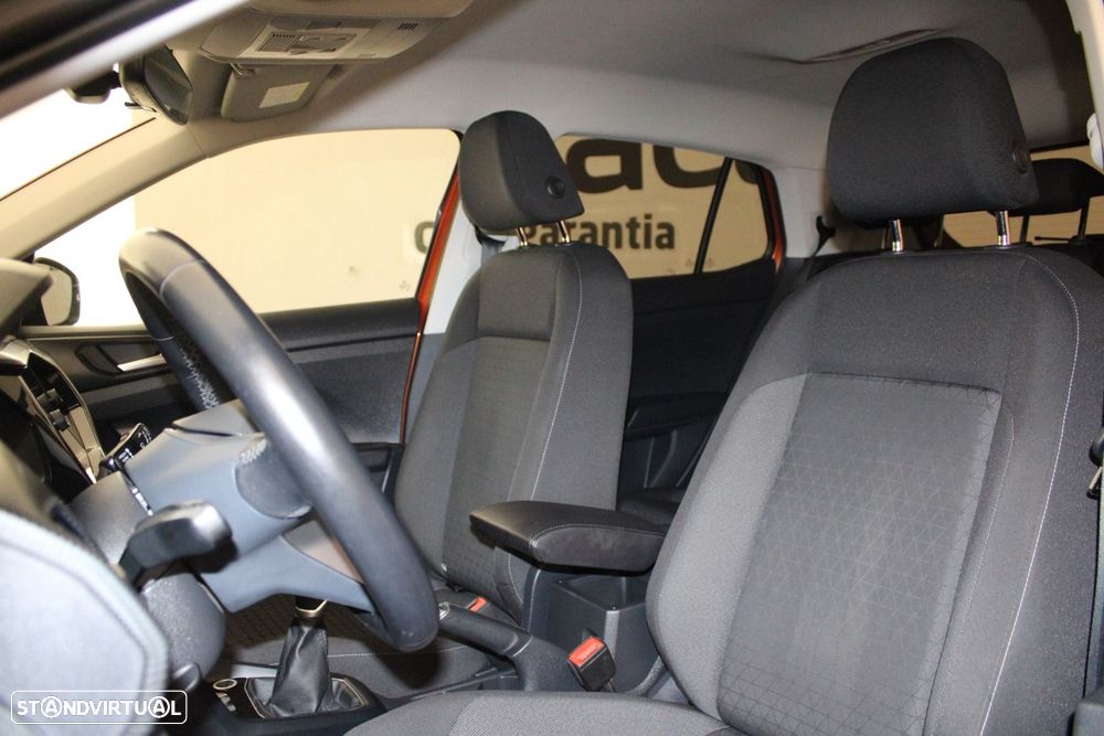 Volkswagen T-Cross 1.0 TSI Life — fotografia 25