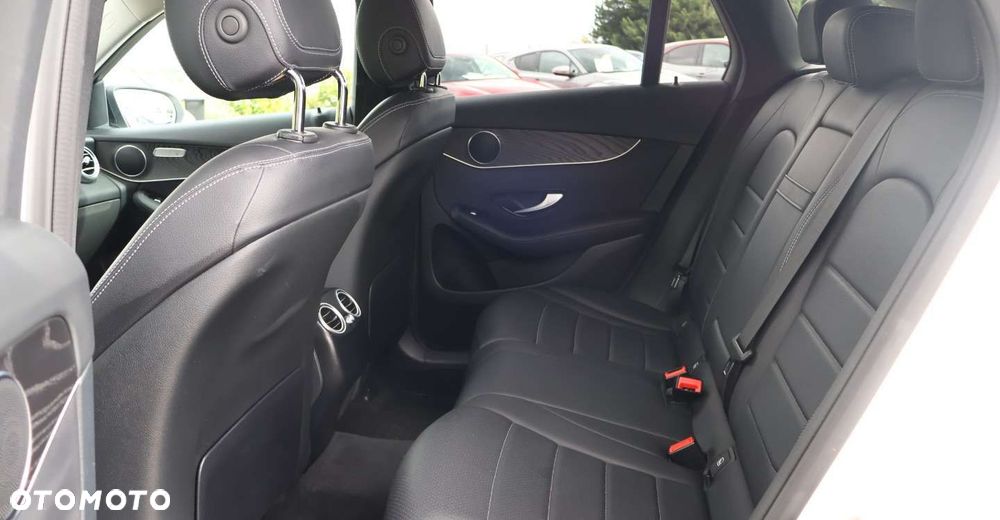 Mercedes-Benz GLC - 15