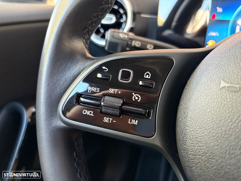 Mercedes-Benz A 180 d Style Plus - 13