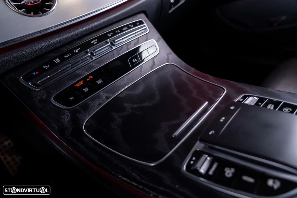 Mercedes-Benz E 53 AMG 4Matic+ - 27