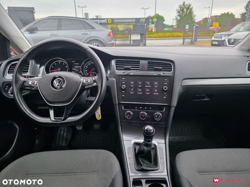 Volkswagen Golf - 19