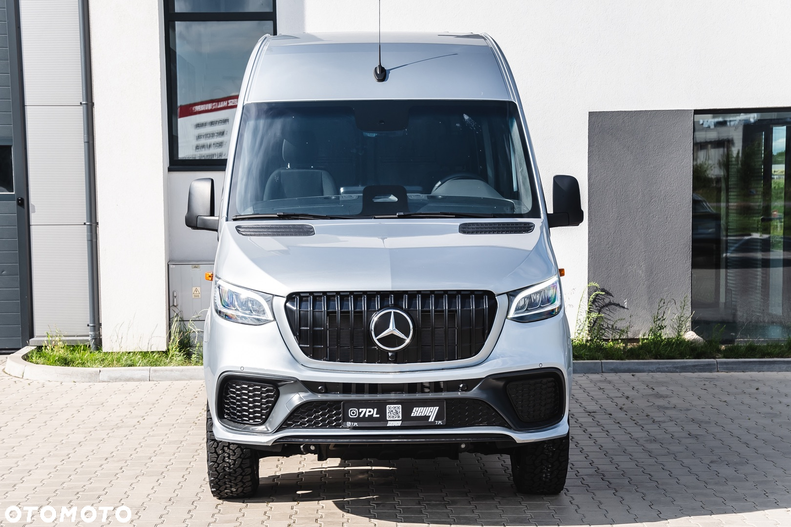 Mercedes-Benz SPRINTER 4x4 - 12
